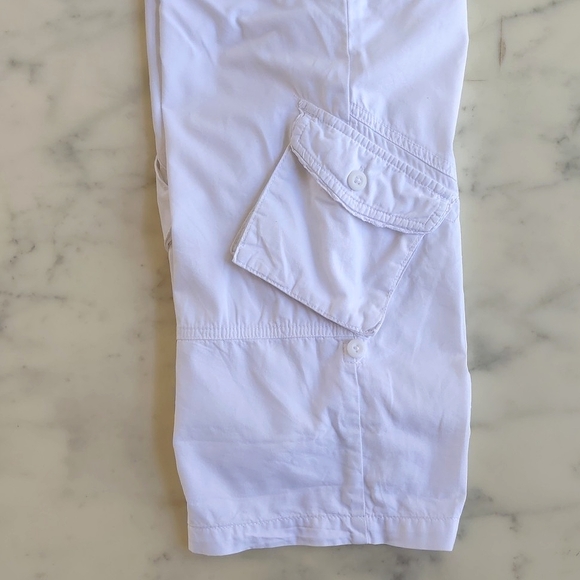 The Children's Place 100% Cotton Cropped Cargo Pant with Adjustable Length. - Picture 7 of 8